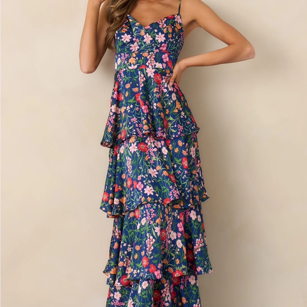 PETAL PARADE NAVY FLORAL TIERED MAXI DRESS - Size Small
